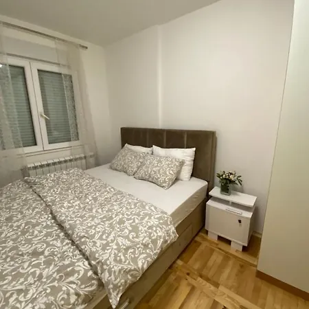 Apartment Sleepover - Base Novi Sad